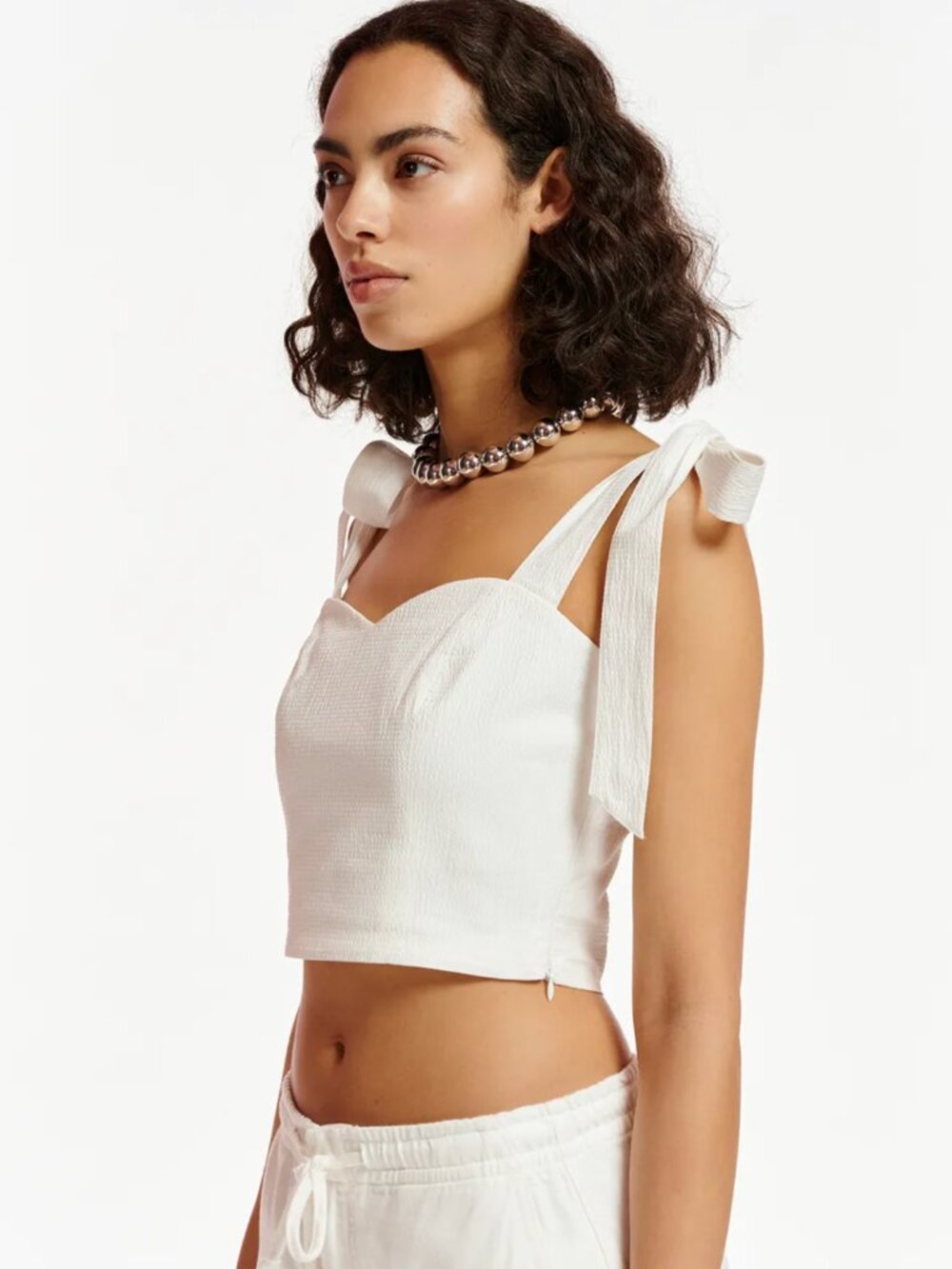 Essential Antwerp White Bustier Top With Bows - Size:
